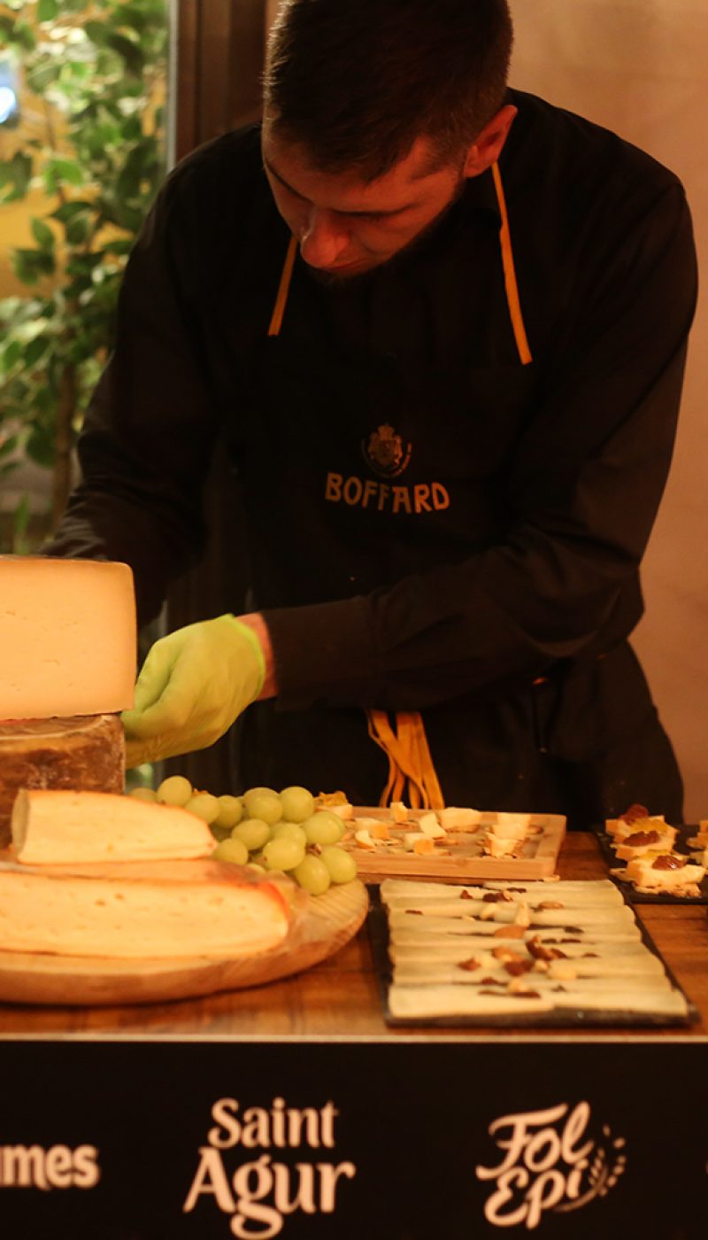 cortador queso evento brindis bar